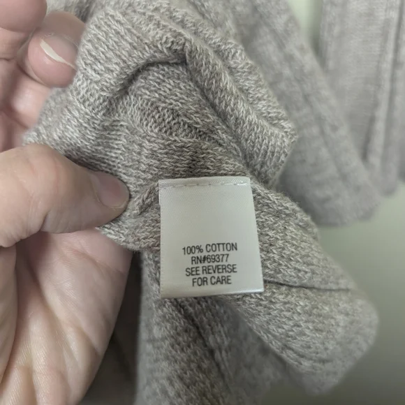 Cable & Gauge Women's Beige Sweater - Picture 8 of 12